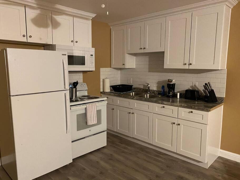 #2 Bedroom Cozy Suite, 1 Min Walk To The Beach # Bullhead City Exterior photo